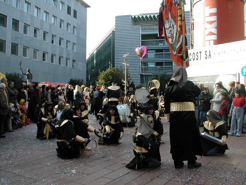 chiasso_corteo_nebiopoli_08 (038).jpg